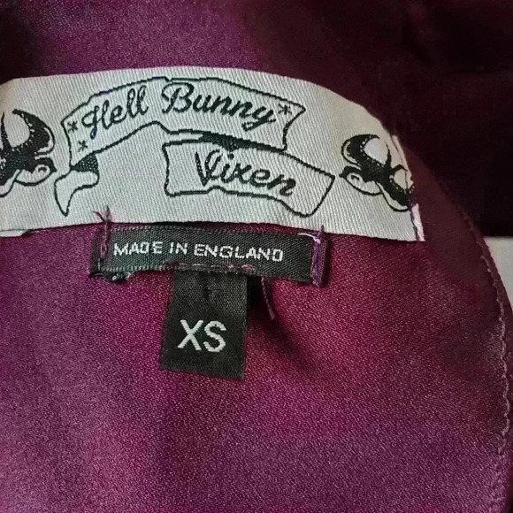 Hell Bunny vixen purple dress with bow.  Size xs. - Picture 8 of 9
